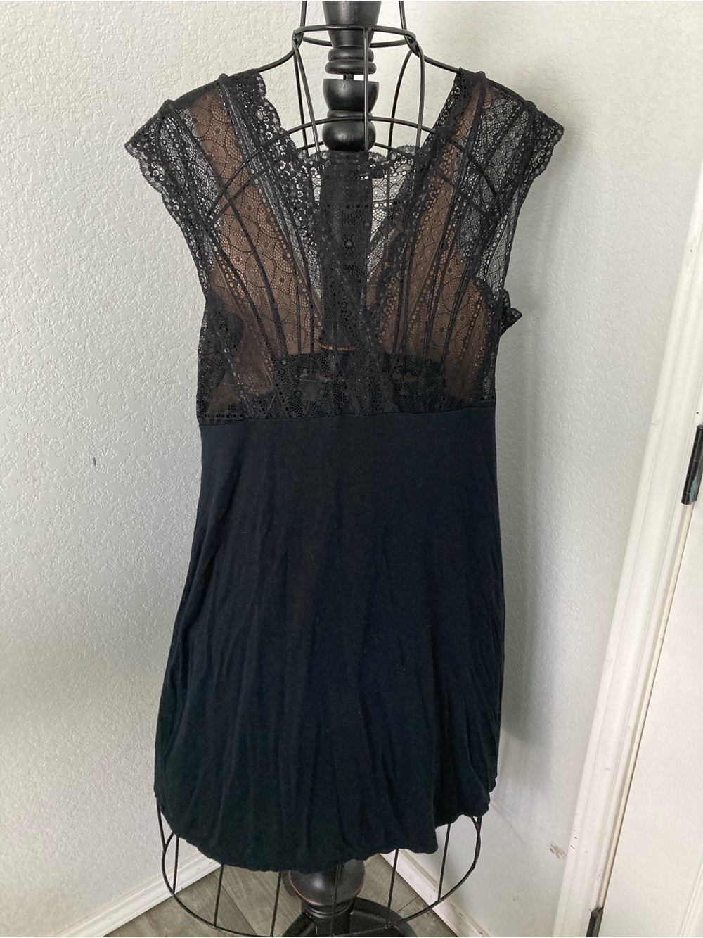 Soma Black Lace Chemise nightgown soft knit and lace with V-Neck large - Picture 3 of 4